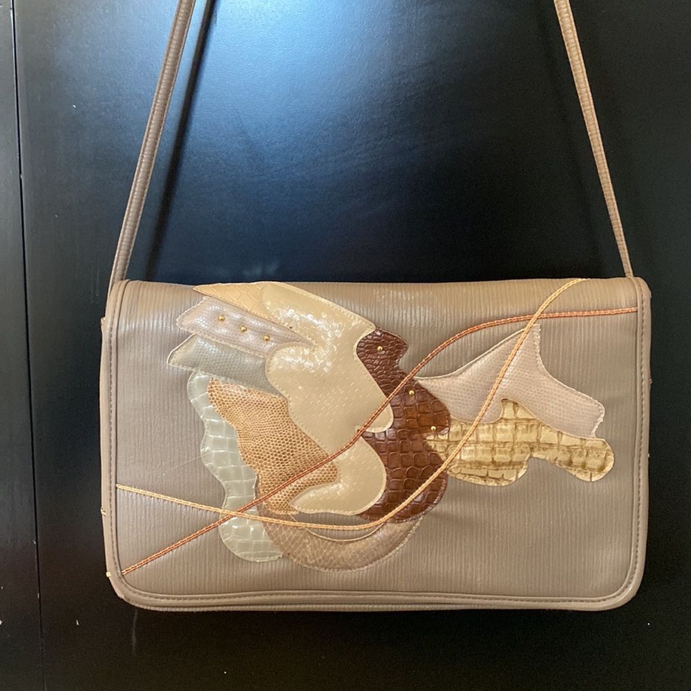 Rare! 1970s  Vintage Leather JR Shoulder Or Crossbody Purse Excellent Condition